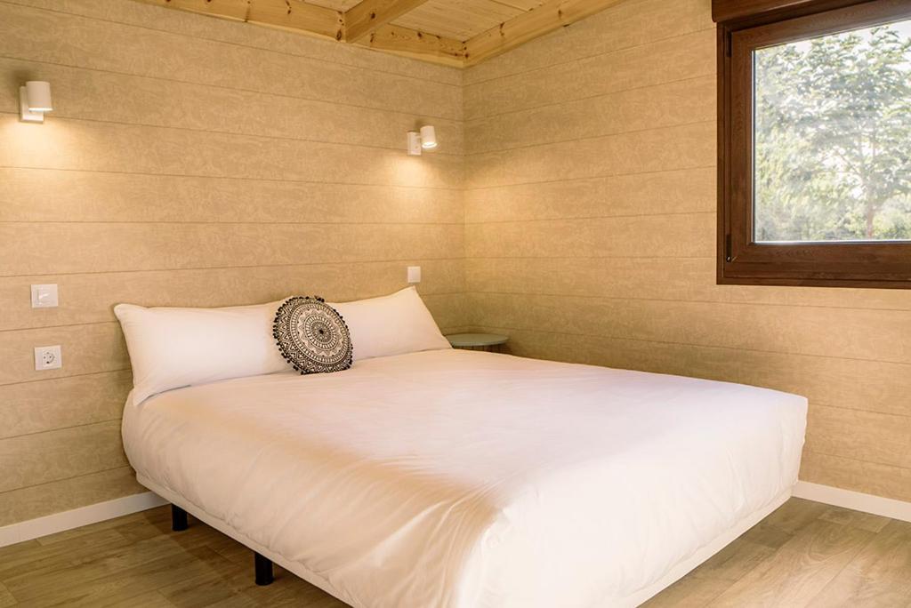 El Arrebol Comfort Camp Jaca Exteriör bild