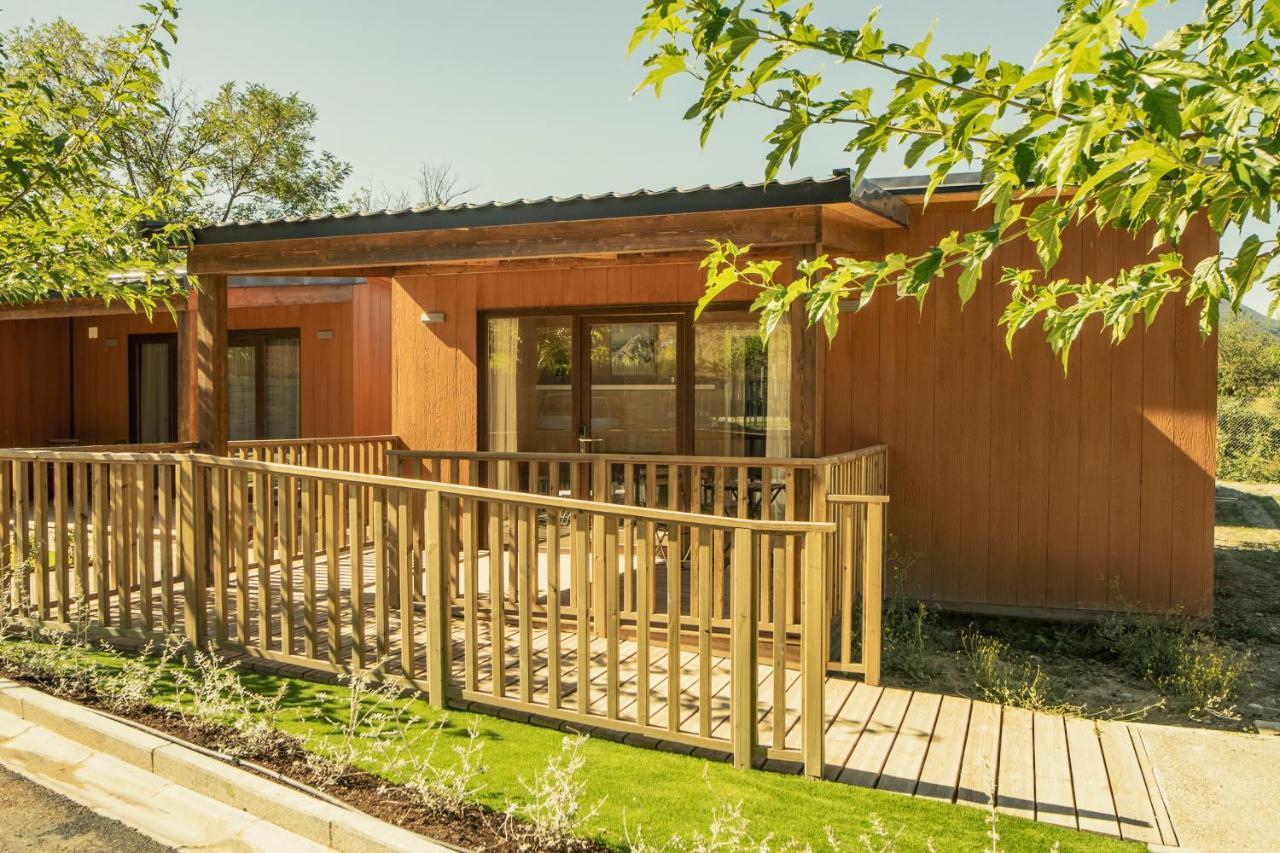 El Arrebol Comfort Camp Jaca Exteriör bild
