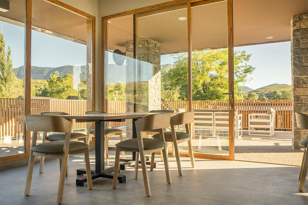 El Arrebol Comfort Camp Jaca Exteriör bild