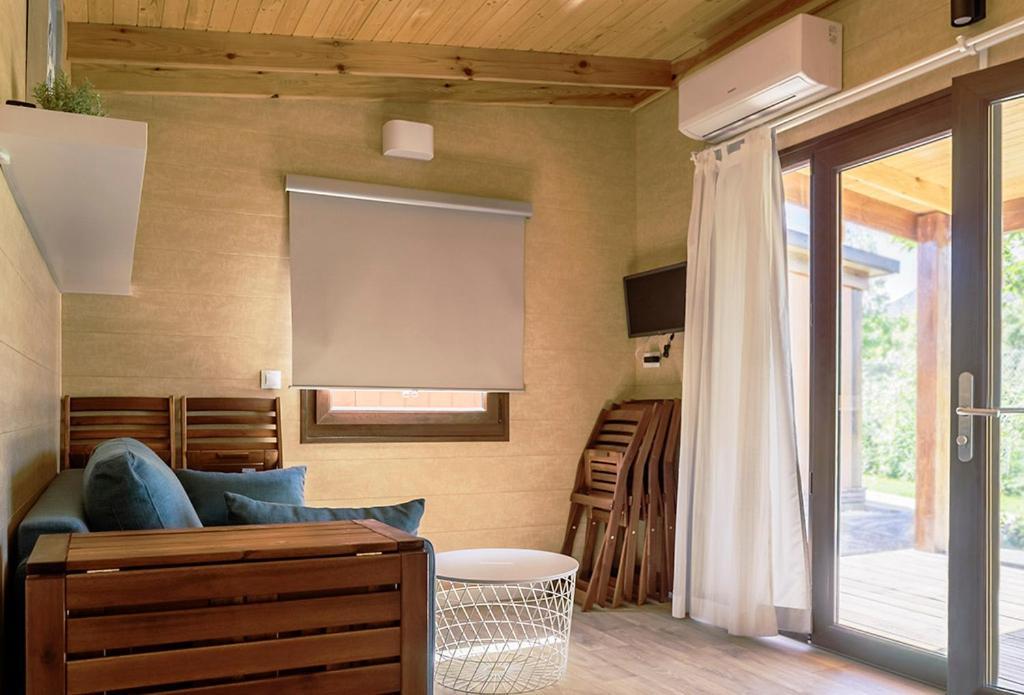 El Arrebol Comfort Camp Jaca Exteriör bild