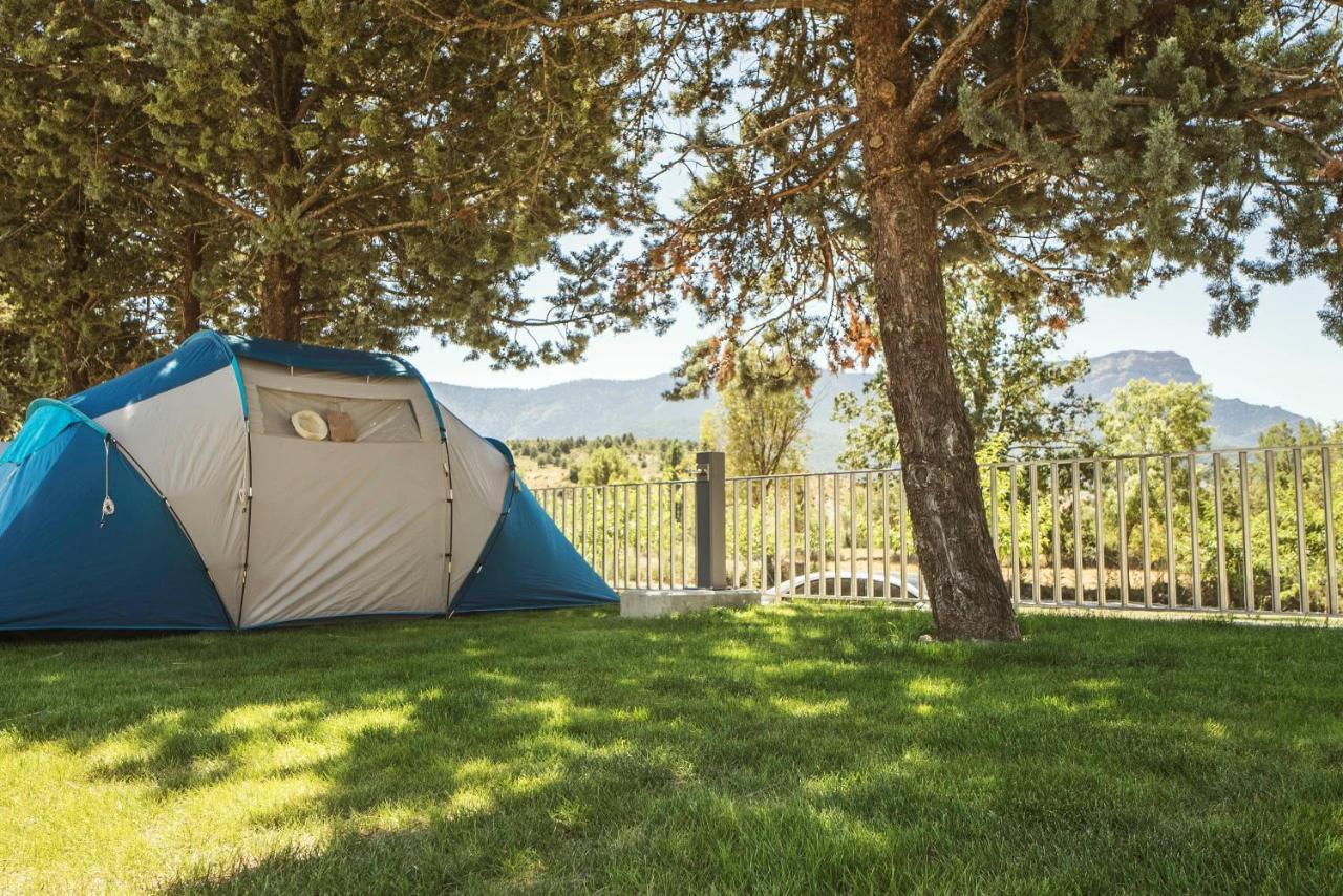 El Arrebol Comfort Camp Jaca Exteriör bild